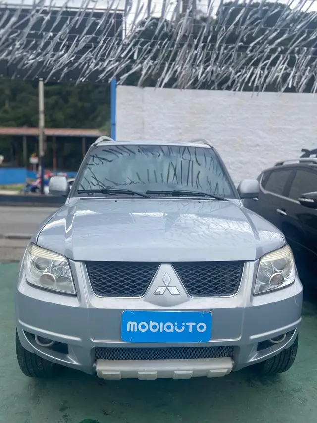 Carro Mitsubishi Pajero TR4 2011 GLS 2.0 16V (Flex)