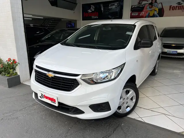 Carro Chevrolet Spin 2022 LS 1.8 5S (Flex)