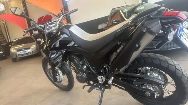 Carro Yamaha XT 600 R 2018 R
