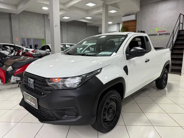 Carro Fiat Strada 2023 Endurance 1.4 Cabine Plus (Flex)