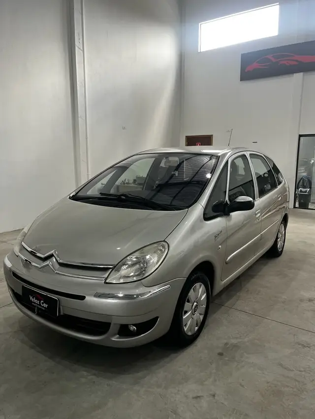 Carro Citroën Xsara Picasso 2011 Exclusive 1.6 16V (flex)