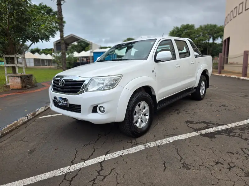 Toyota Hilux 2.7 SR CD 4x2 (Flex) (Aut)