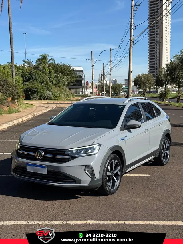 Carro Volkswagen Nivus 2021 Highline 1.0 Turbo (Aut.)