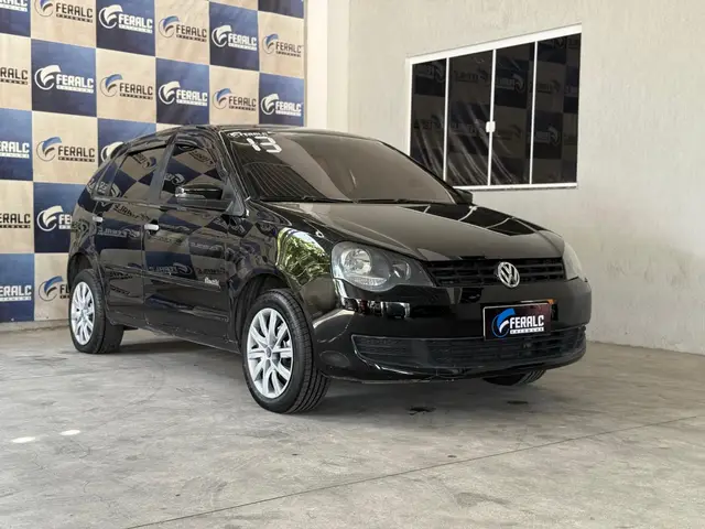 Carro Volkswagen Polo Sedan 2013 1.6 8V (Flex)