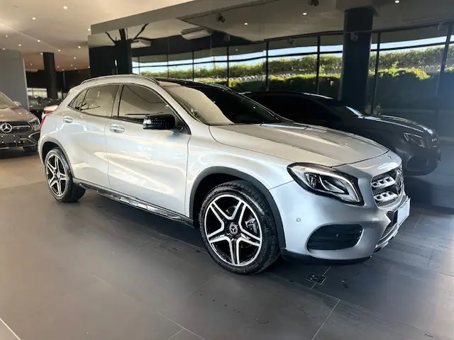 Carro Mercedes-Benz GLA 250  2019 GLA 250 Sport