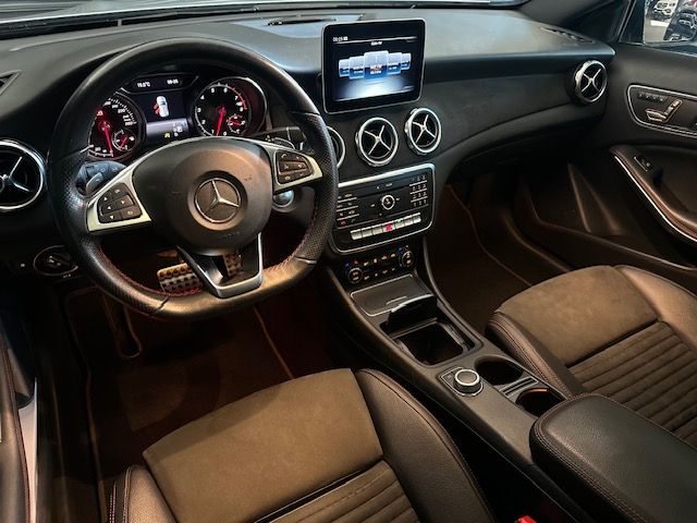 GLA 250  GLA 250 Sport
