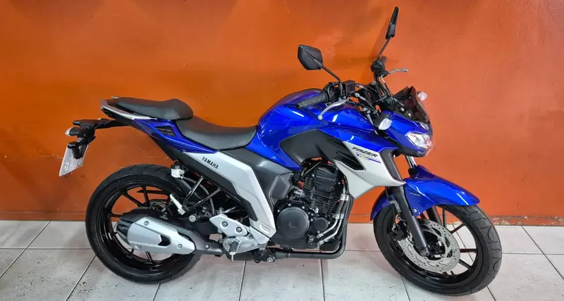 Yamaha Fazer FZ25 Flex