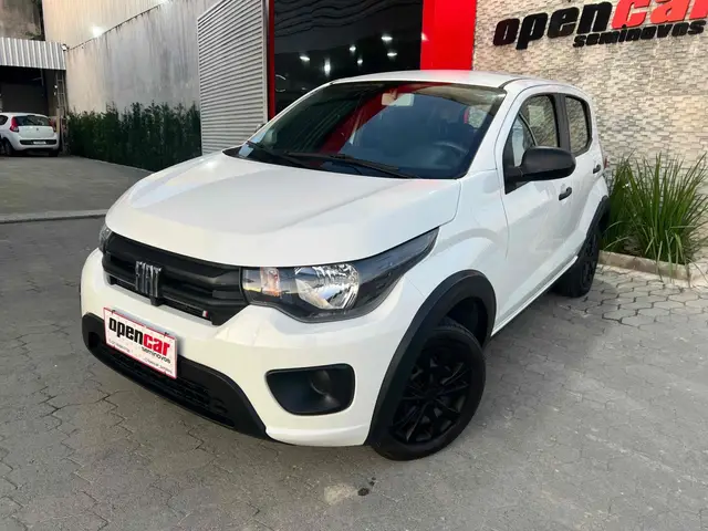 Carro Fiat Mobi 2024 Trekking 1.0