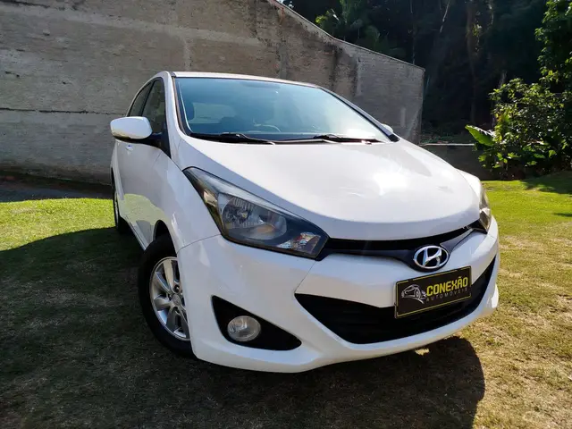 Carro Hyundai HB20S 2014 1.0 Comfort Style (Flex)