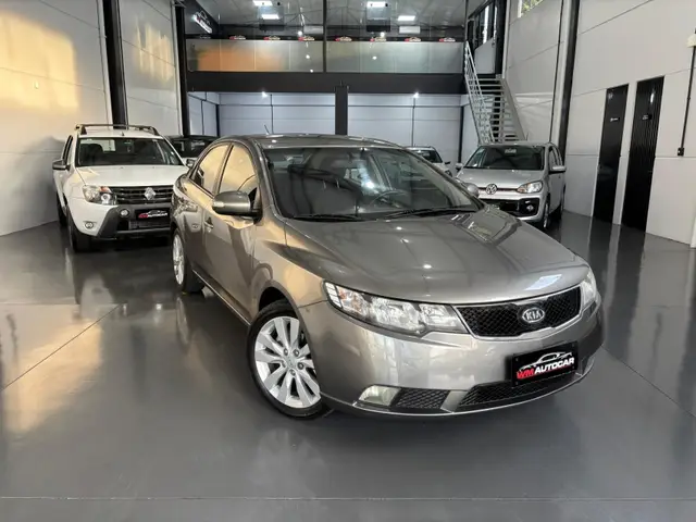 Carro Kia Cerato 2010 1.6 16V (Aut)