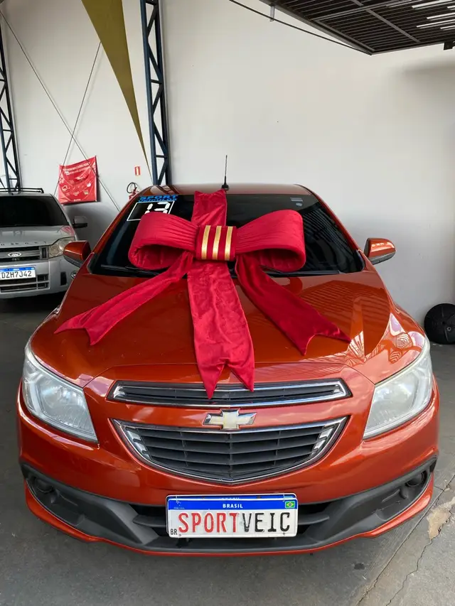 Carro Chevrolet Onix 2013 1.0 LT SPE/4