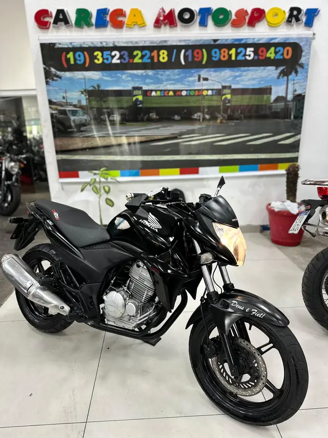 Carro Honda CB 300R 2013 (ABS)