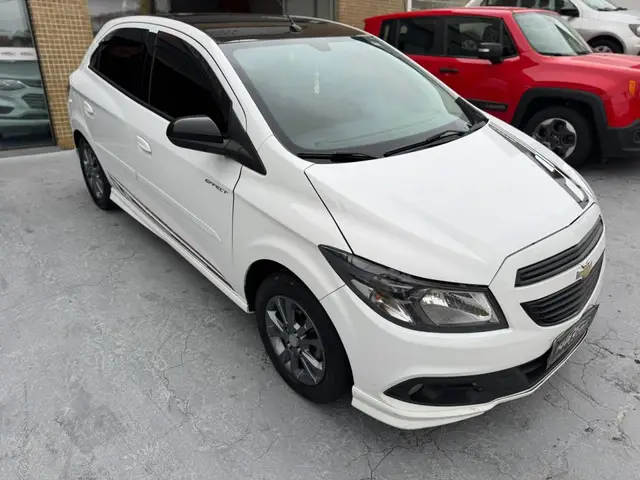 Carro Chevrolet Onix 2016 1.4 Effect SPE/4
