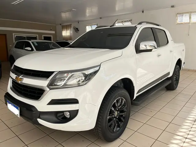 Carro Chevrolet S10 Cabine Dupla 2017 S10 2.8 CTDI High Country 4WD (Cabine Dupla) (Aut)
