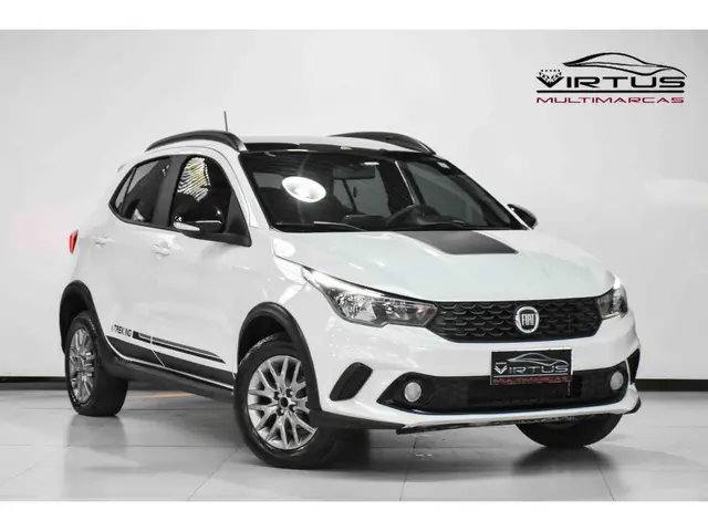 Carro Fiat Argo 2020 1.3 Trekking (Flex)