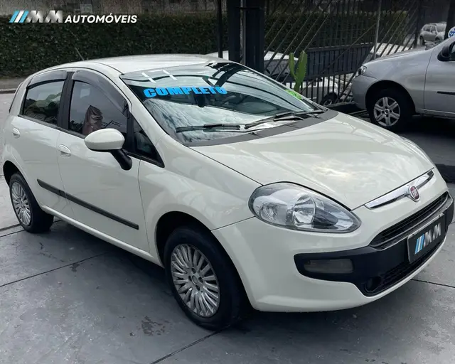 Carro Fiat Punto 2017 Attractive 1.4 (Flex)