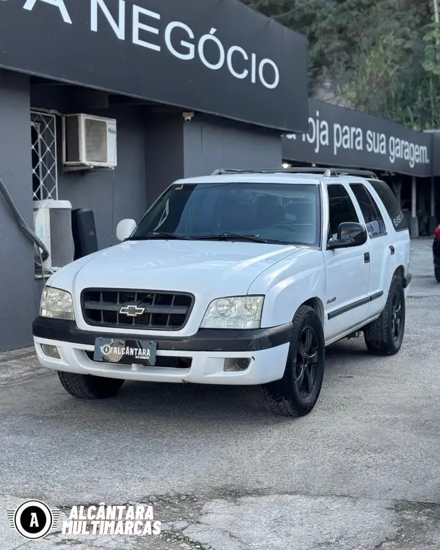 Carro Chevrolet Blazer 2002 STD 4x2 2.4 MPFi