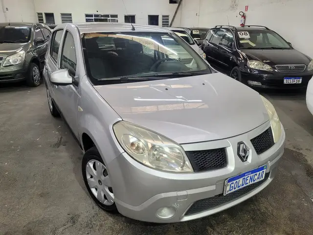 Carro Renault Sandero 2011 Expression 1.0 16V (flex)