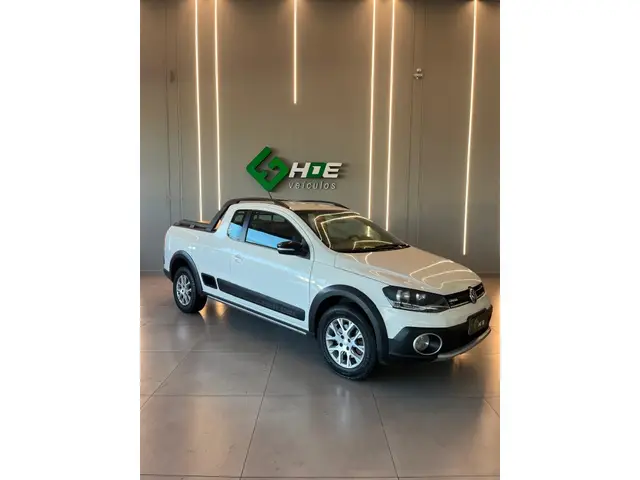 Carro Volkswagen Saveiro 2015 Cross 1.6 16v MSI CE (Flex)