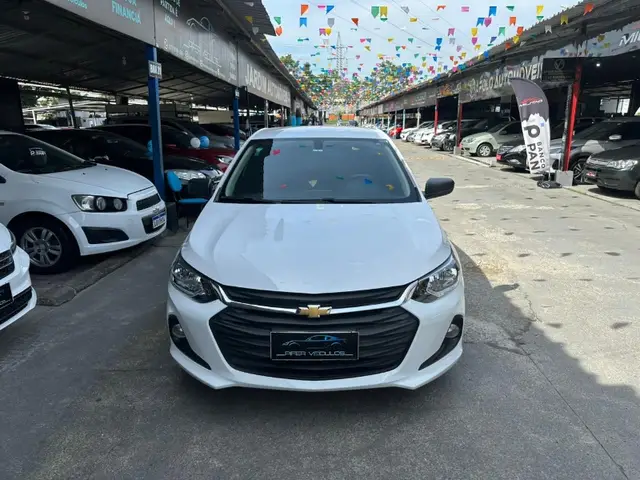 Carro Chevrolet Onix 2024 1.0