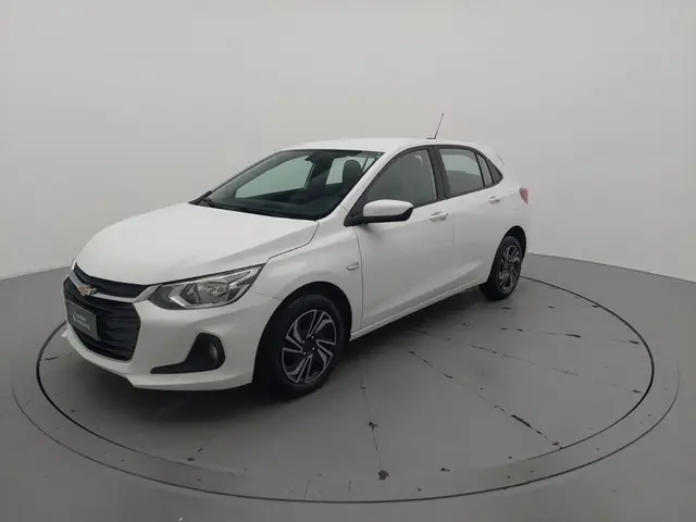 Carro Chevrolet Onix Plus 2024 LT 1.0