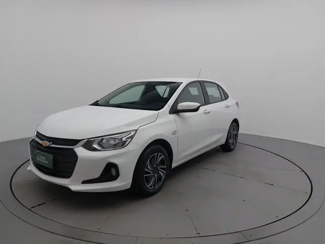 Carro Chevrolet Onix Plus 2024 LT 1.0