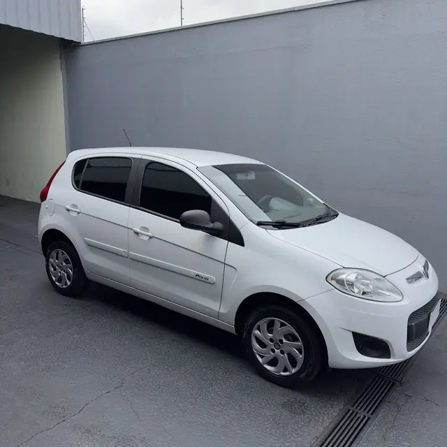 Carro Fiat Palio 2016 Attractive 1.0 Evo (Flex)