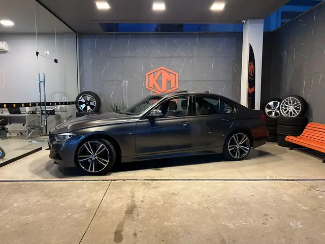 Carro BMW 328i 2017 328i M Sport ActiveFlex