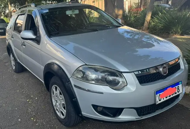 Carro Fiat Palio Weekend 2015 Trekking 1.6 16V (Flex)
