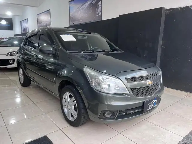 Carro Chevrolet Agile 2011 LTZ 1.4 8V (Flex)