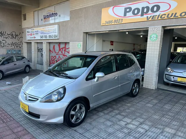 Carro Honda Fit 2008 LX 1.4