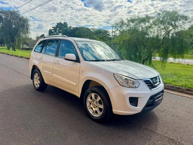 Carro CAOA Chery Tiggo 2015 2.0 16V (Aut)