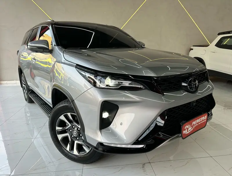Toyota SW4 SRX 2.8 Turbodiesel 4x4 (Aut.) (7 Lugares)