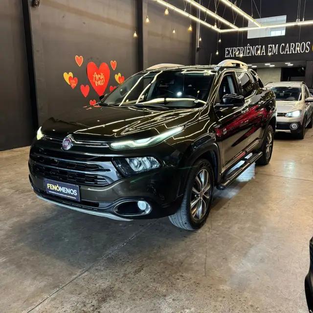 Carro Fiat Toro 2019 2.0 TDI Volcano Auto 4WD