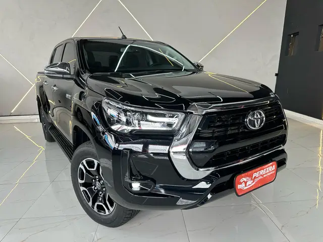 Carro Toyota Hilux Cabine Dupla 2024 SRV 4x4 2.8 Diesel