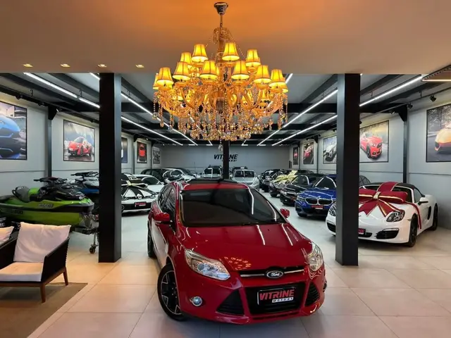 Carro Ford Focus Hatch 2015 Titanium Plus 2.0 16V PowerShift