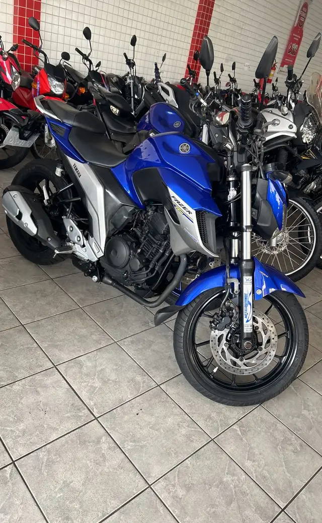 Carro Yamaha YS 250 Fazer 2021 ABS