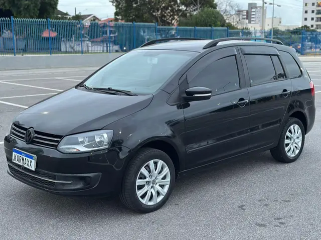 Carro Volkswagen SpaceFox 2013 1.6 8V Trend (Flex)