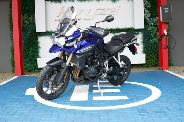 Carro Triumph Tiger 1200 2014 Explorer (ABS)