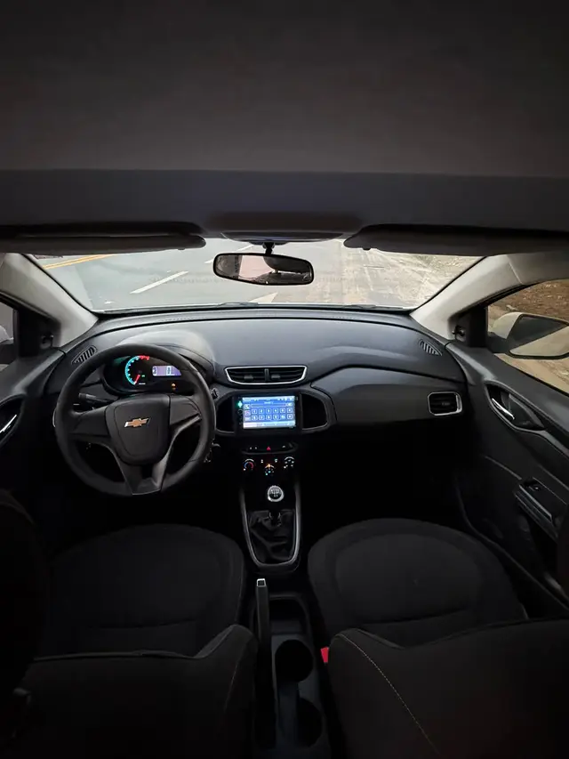 Carro Chevrolet Onix 2015 1.4 LT SPE/4