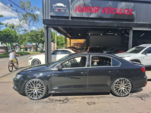 Carro Volkswagen Jetta 2013 2.0 Comfortline (Flex)