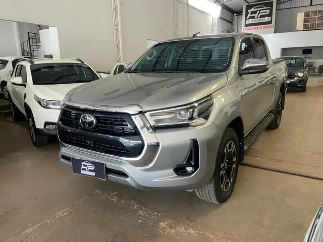 Carro Toyota Hilux Cabine Dupla 2022 SRX 2.8 TDI CD 4x4 (Aut)