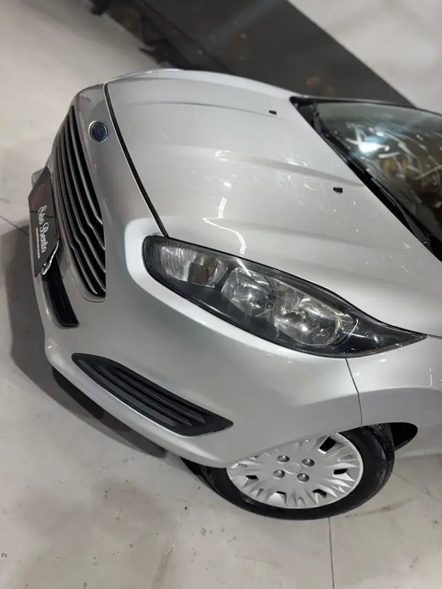 Carro Ford Fiesta Hatch 2017 SEL 1.6 16V Flex Mec. 5p - G