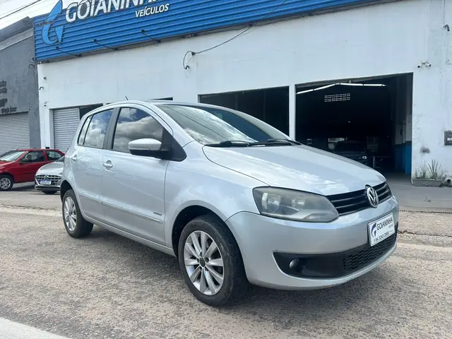 Carro Volkswagen Fox 2012 1.6 VHT Prime I-Motion (Flex)