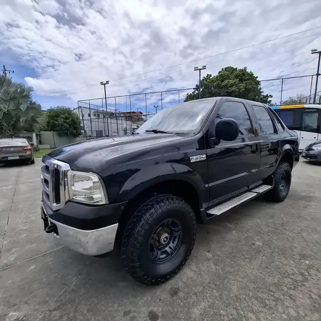 Carro Ford F-250 2010 XLT 4x2 3.9 (Cab Simples)