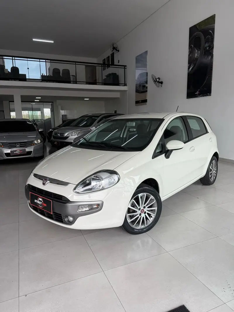 Fiat Punto Essence 1.6 16V (Flex)