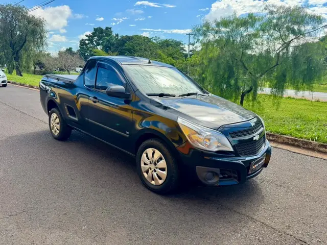 Carro Chevrolet Montana 2011 LS 1.4 (Flex)