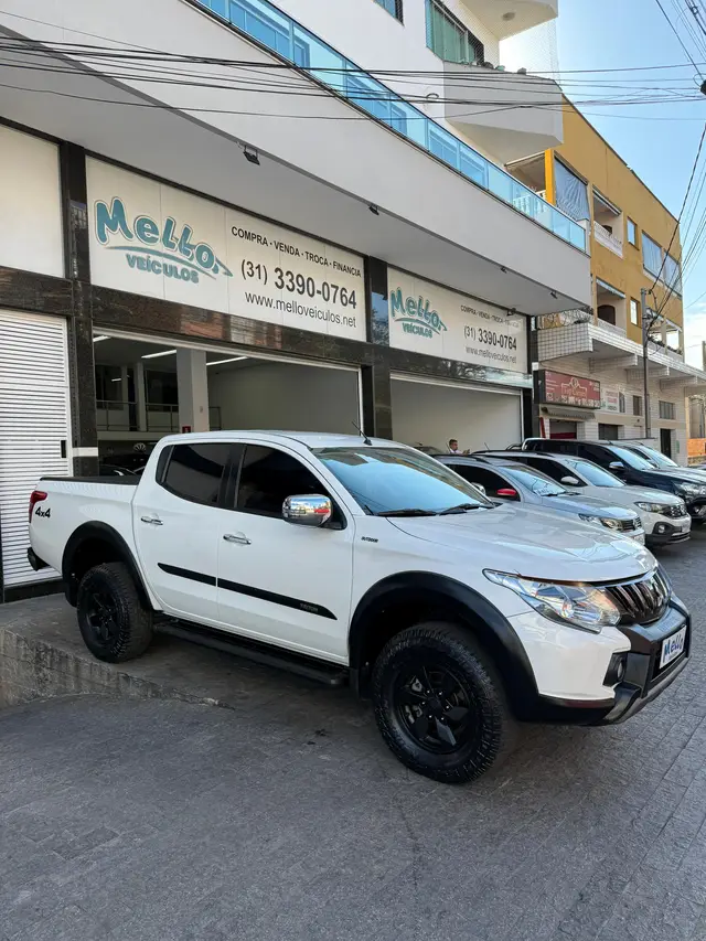 Carro Mitsubishi L200 Triton Sport 2021 Sport 2.4 DID-H HPE 4WD (Aut)