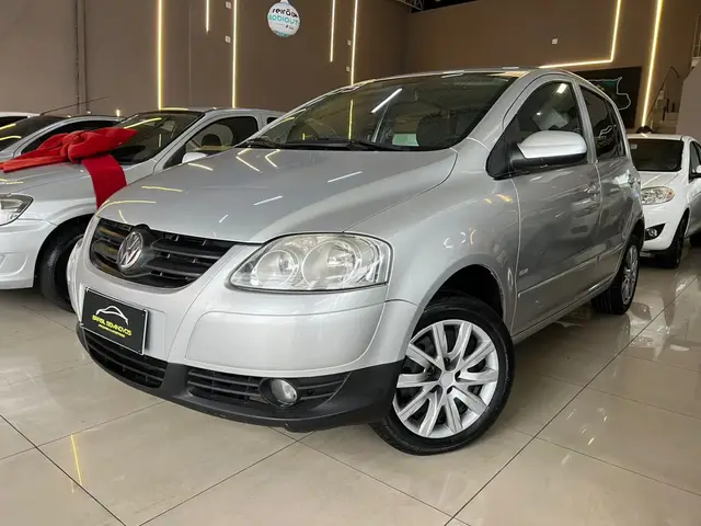 Carro Volkswagen Fox 2009 Plus 1.6 8V (Flex)