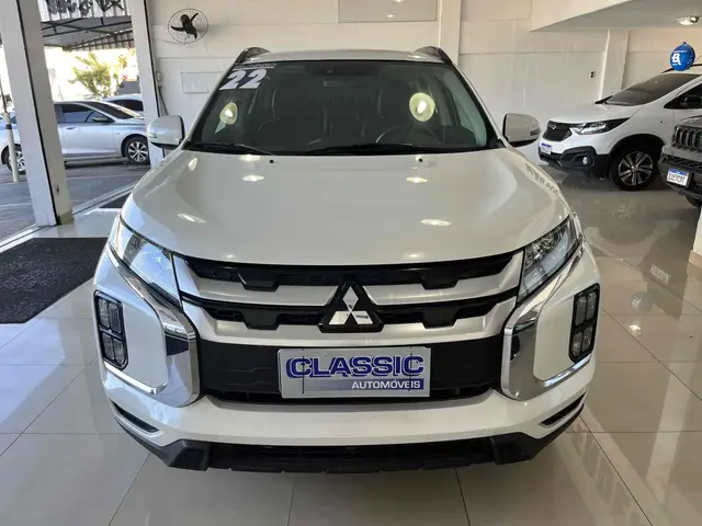 Carro Mitsubishi Outlander 2022 2.0 HPE CVT